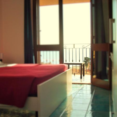 Hotel Bellavista S'Archittu Cameră foto