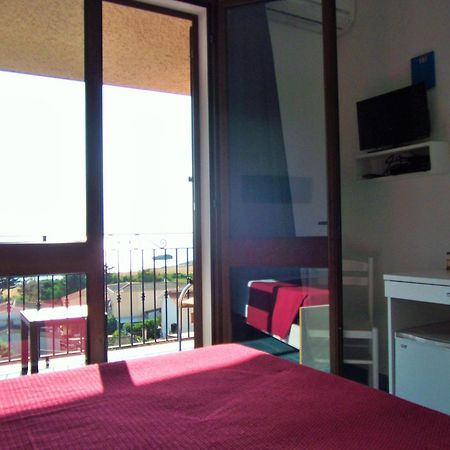 Hotel Bellavista S'Archittu Cameră foto