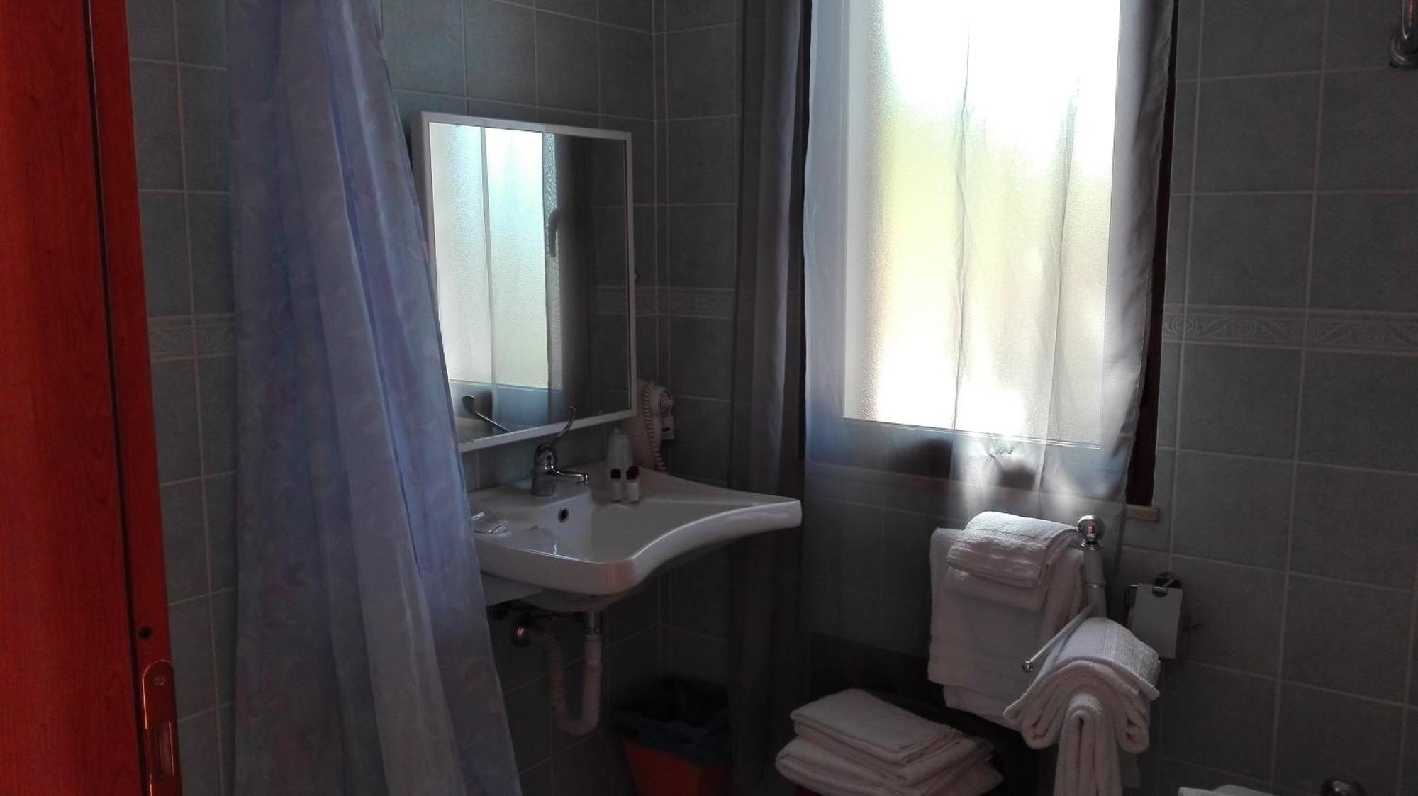 Hotel Bellavista S'Archittu Cameră foto